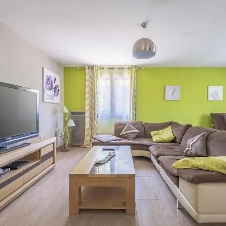 Boutique In With Swimming Pool