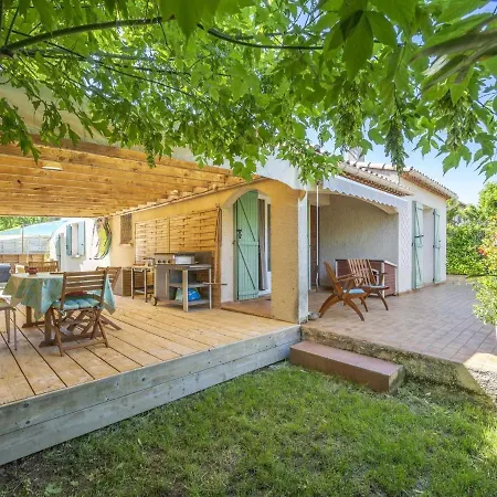 Boutique In With Swimming Pool *
